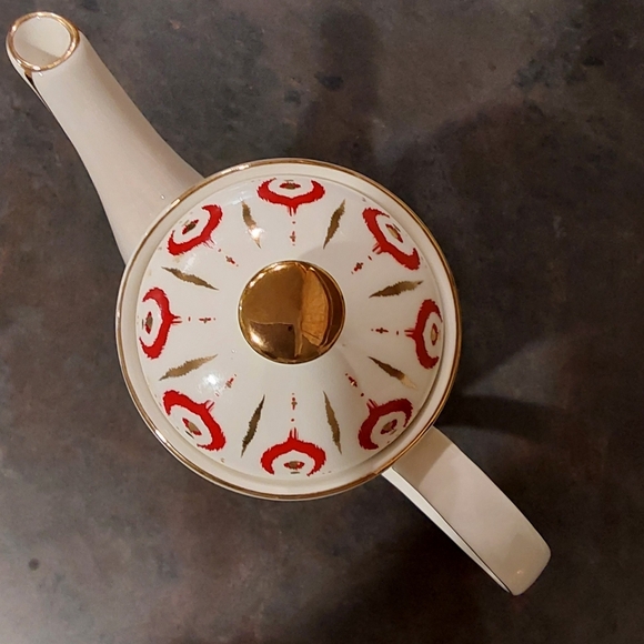 Tea Pot - Picture 2 of 4